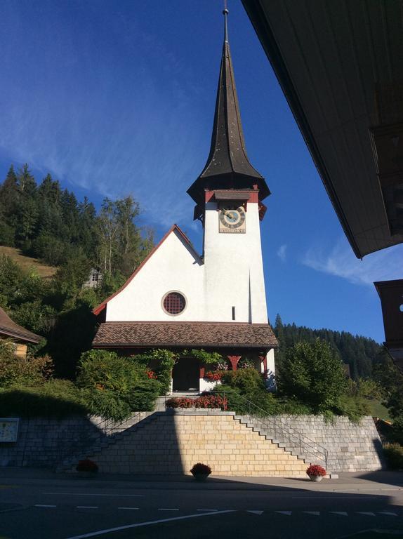 Emme Lodge Langnau Exterior foto